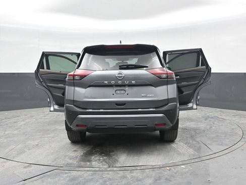 Used 2023 Nissan Rogue SL AWD/4WD image 45