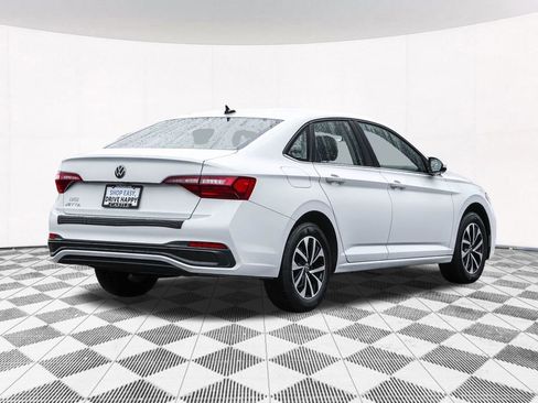 Used 2024 Volkswagen Jetta S image 10