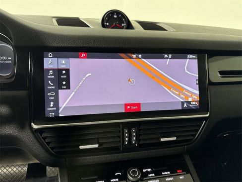 Certified 2019 Porsche Cayenne image 27