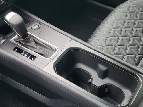 New 2026 Nissan Kicks SV image 15