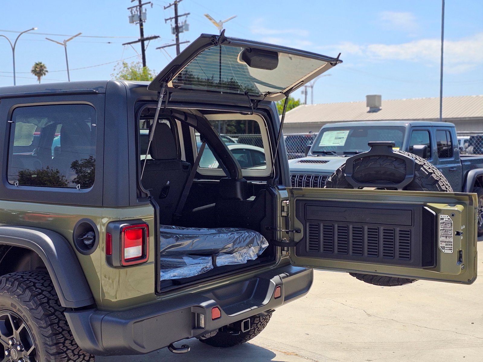 New 2026 Jeep Wrangler Unlimited Sport AWD/4WD image 8