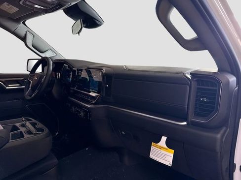 New 2026 Chevrolet Silverado 1500 LT image 28