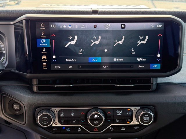 Used 2024 Jeep Wrangler Unlimited AWD/4WD image 29