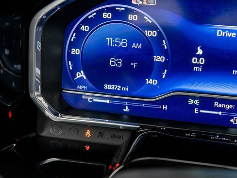 Used 2025 Chevrolet Silverado 2500 LTZ w/ LTZ Plus Package image 47