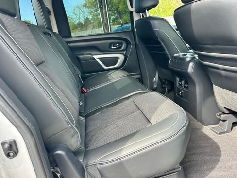 Used 2017 Nissan Titan PRO-4X image 12