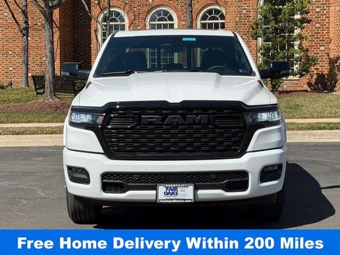 New 2026 RAM 1500 4x4 Crew Cab image 3