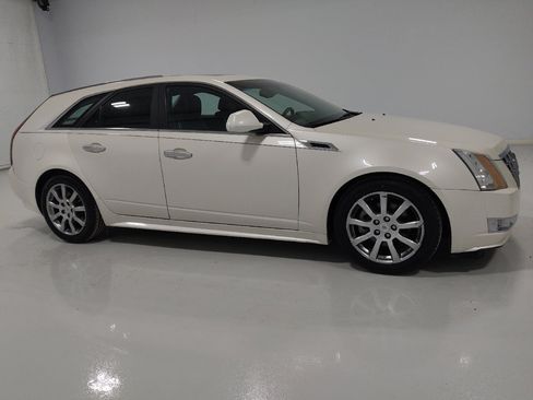 Used 2012 Cadillac CTS Luxury w/ CTS Touring Package image 11