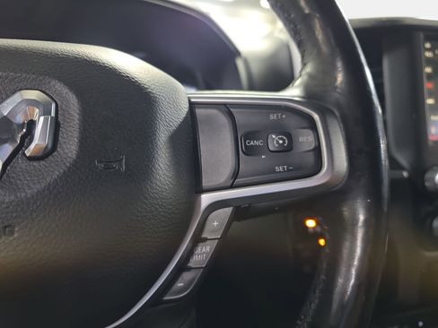 Used 2019 RAM 1500 Big Horn image 17