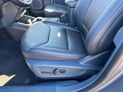 New 2025 Ford Maverick Lariat w/ Black Appearance Package image 18