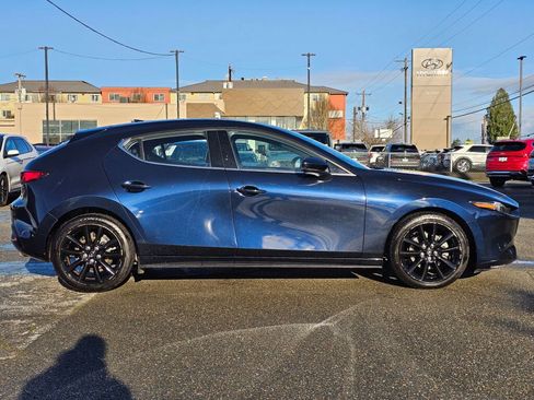 Used 2020 MAZDA MAZDA3 AWD Hatchback w/ Premium Pkg image 8