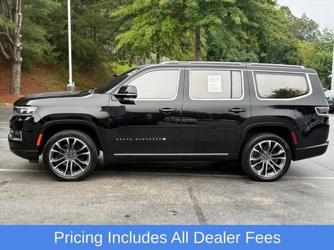 Used 2022 Jeep Grand Wagoneer Series III w/ Flexible Seating Group AWD/4WD image 4