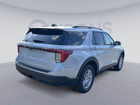New 2026 Ford Explorer Active AWD/4WD image 11