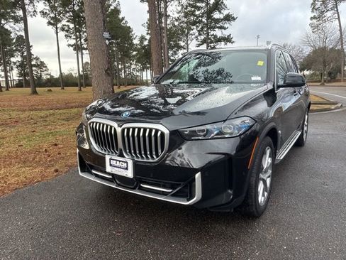 Used 2025 BMW X5 xDrive50e image 7