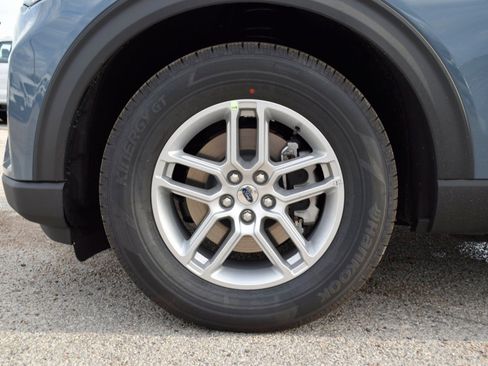 New 2026 Ford Explorer Active w/ Active Comfort Package image 27