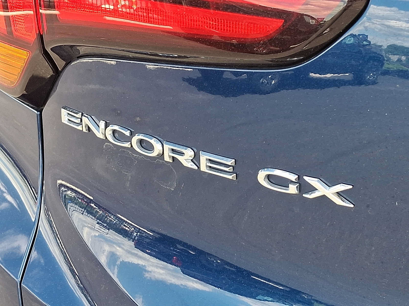 Used 2023 Buick Encore GX Preferred w/ Cold Weather Comfort Package FWD image 30
