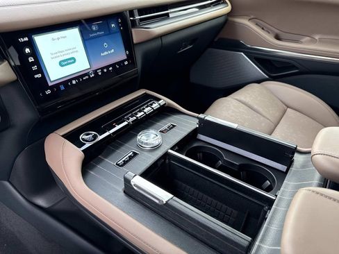 New 2025 Lincoln Navigator L Black Label image 28