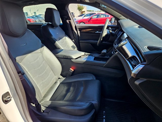 Used 2018 Cadillac CT6 Luxury RWD image 20