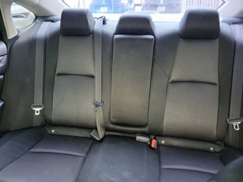 Used 2019 Honda Accord LX image 7