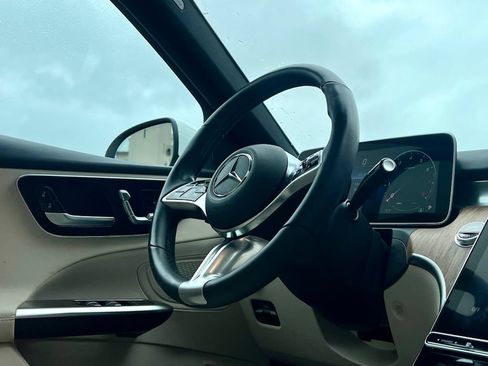 Certified 2023 Mercedes-Benz C 300 4MATIC Sedan image 19