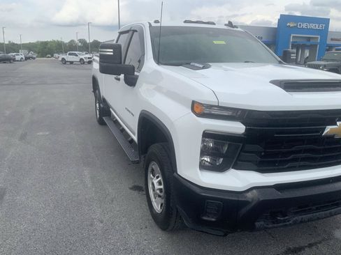 Used 2024 Chevrolet Silverado 2500 W/T w/ WT Convenience Package AWD/4WD image 12