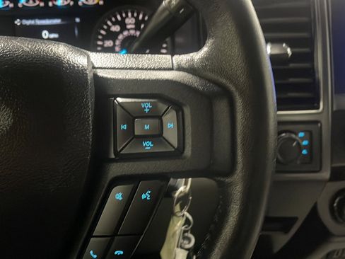 Used 2020 Ford F150 XLT w/ Equipment Group 302A Luxury AWD/4WD image 7