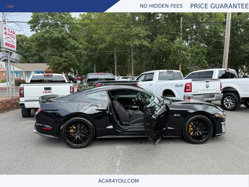 Used 2019 Ford Mustang GT RWD image 13
