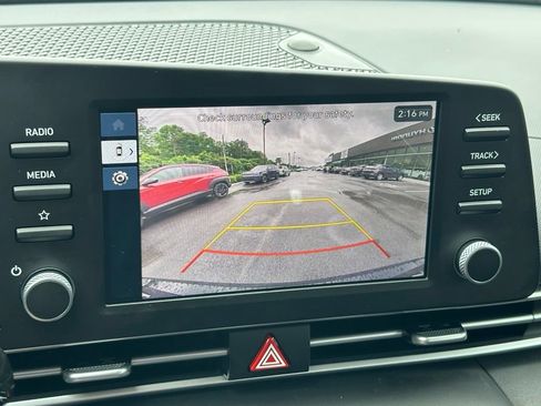 Used 2026 Hyundai Elantra SE FWD image 20