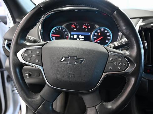 Used 2022 Chevrolet Traverse RS image 24