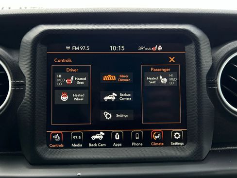 Used 2022 Jeep Wrangler Unlimited Sahara w/ Cold Weather Group image 16