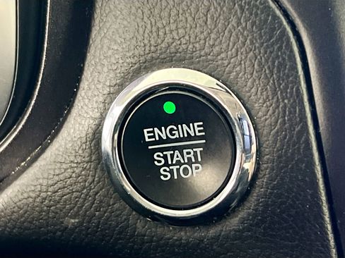 Used 2019 Ford Fusion Titanium image 24