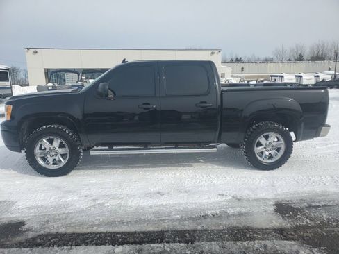 Used 2013 GMC Sierra 1500 SLE w/ Power Tech Package image 3