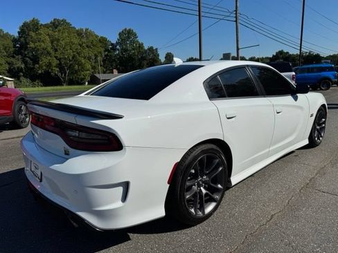 Used 2023 Dodge Charger Scat Pack w/ Plus Group RWD image 9