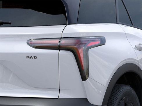 New 2026 Chevrolet Blazer EV LT image 12