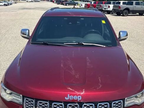 Used 2018 Jeep Grand Cherokee Overland AWD/4WD image 16