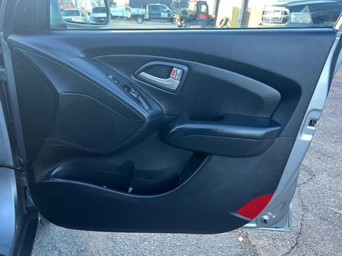 Used 2012 Hyundai Tucson GLS image 20