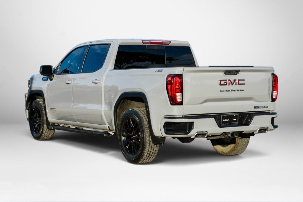 Used 2024 GMC Sierra 1500 Elevation w/ Elevation Premium Package AWD/4WD image 8