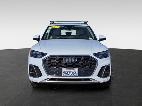 Used 2023 Audi Q5 e Premium Plus w/ Premium Plus Package image 2