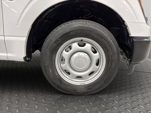 Used 2023 Ford F150 XL image 43