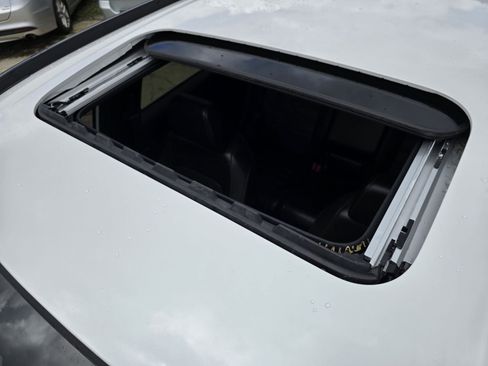 Used 2025 Honda CR-V Sport Touring image 2