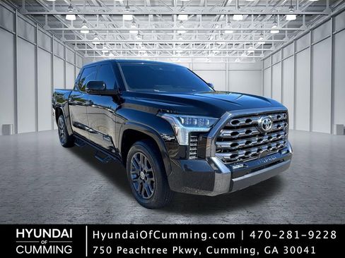 Used 2023 Toyota Tundra Platinum image 1
