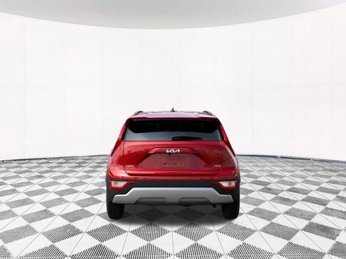 New 2026 Kia Niro EX image 7