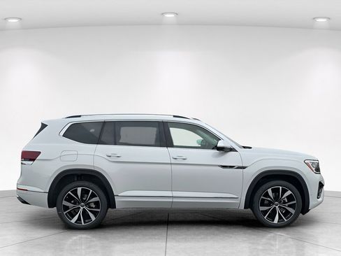 New 2026 Volkswagen Atlas SEL Premium R-Line AWD/4WD image 6