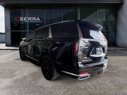 Certified 2024 Cadillac Escalade Premium Luxury w/ Performance Package AWD/4WD image 2