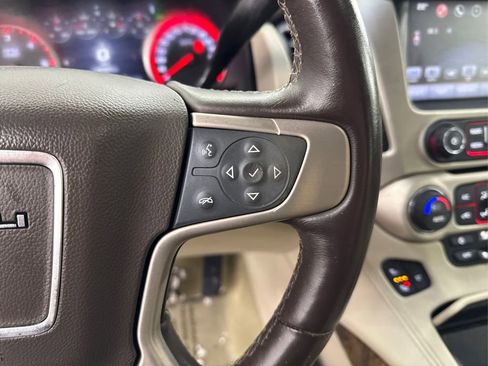 Used 2016 GMC Yukon Denali w/ Open Road Package image 27