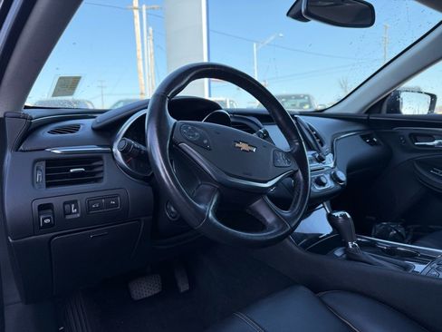 Used 2019 Chevrolet Impala Premier w/ Premier Convenience Package image 8