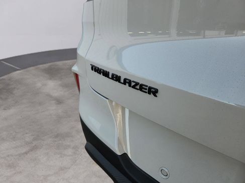 New 2026 Chevrolet TrailBlazer RS w/ Convenience Package FWD image 10