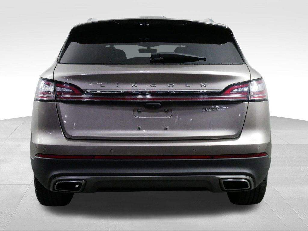 Used 2019 Lincoln Nautilus Select FWD image 9