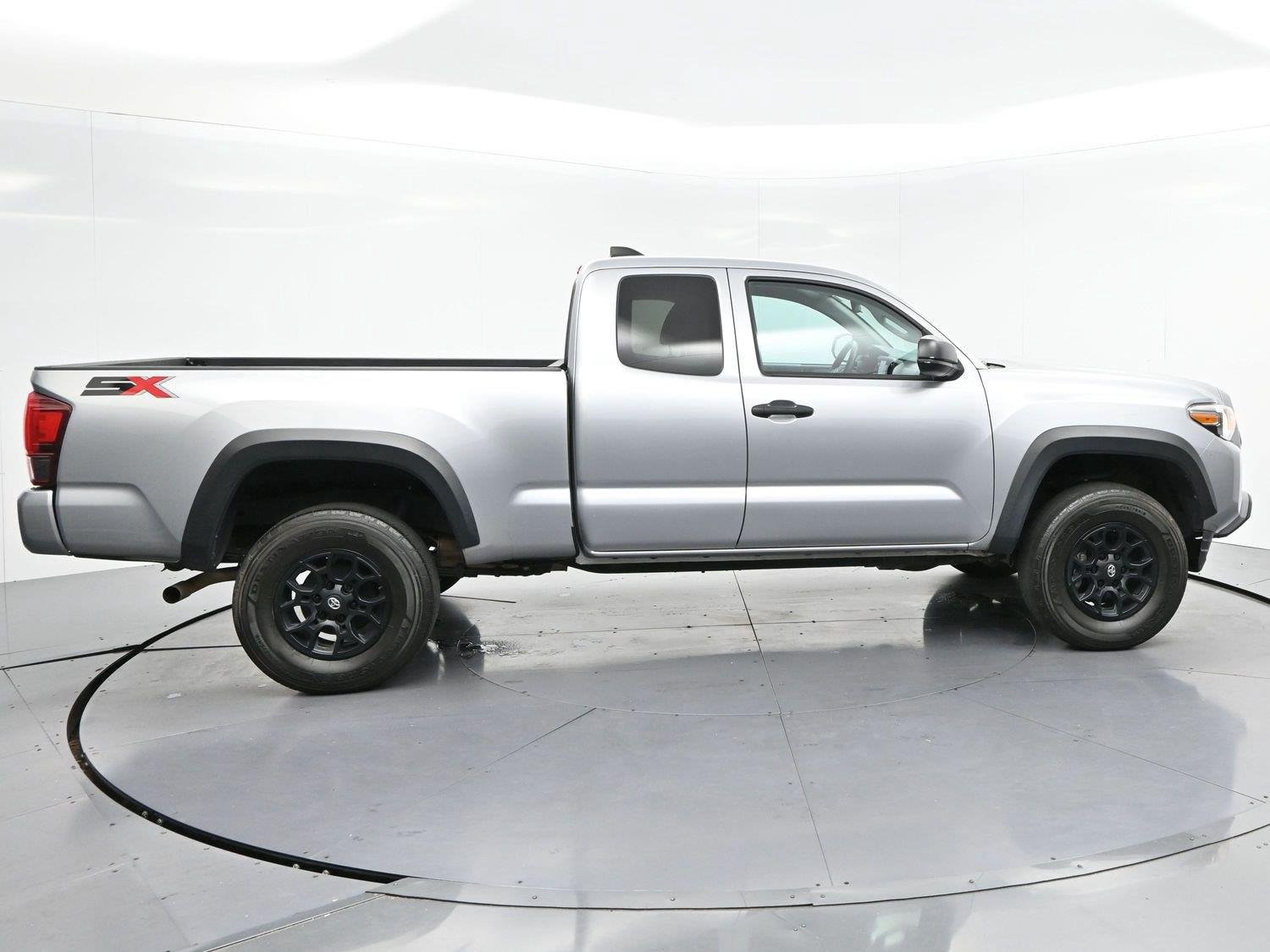 Used 2021 Toyota Tacoma SR w/ SX Package RWD image 8