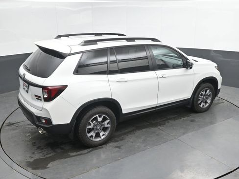 Used 2022 Honda Passport TrailSport image 14