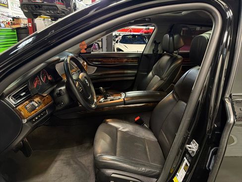 Used 2013 BMW 760Li image 14
